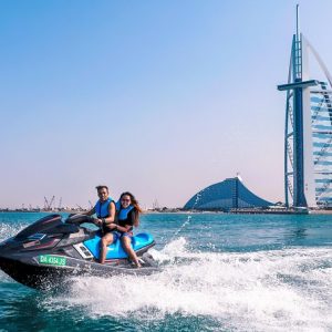 Dream Boats Floating Café Dubai