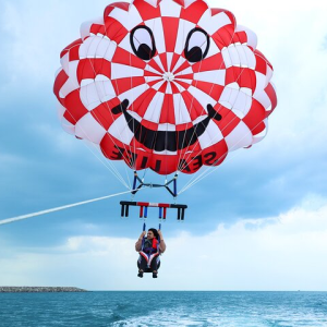 Dubai Parasailing