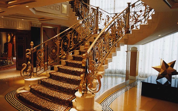 Inside Burj Al Arab Guided Tour - Image 2