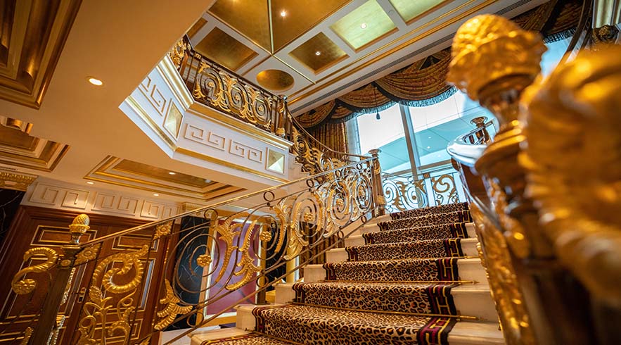 Inside Burj Al Arab Guided Tour - Image 7