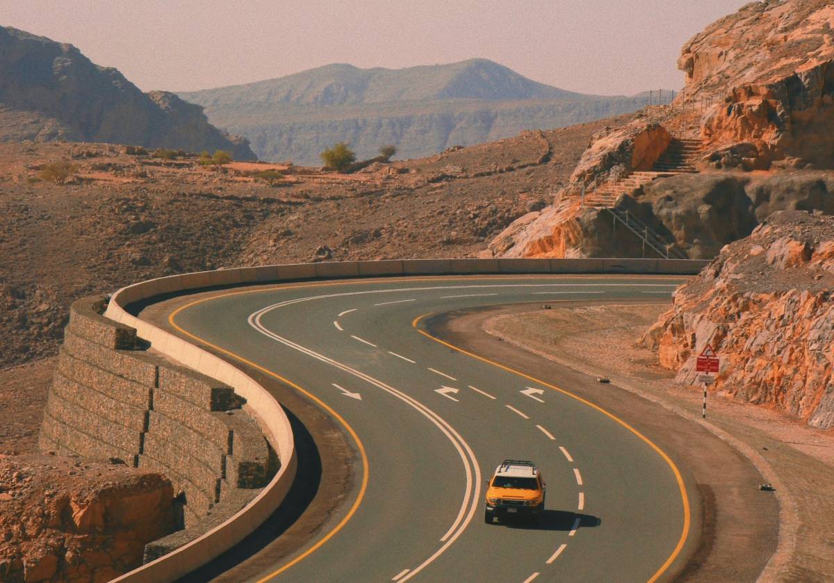 <h2>Dubai to Muscat Airport Transfer | Shared Cross-Border Transport</h2> - Image 4